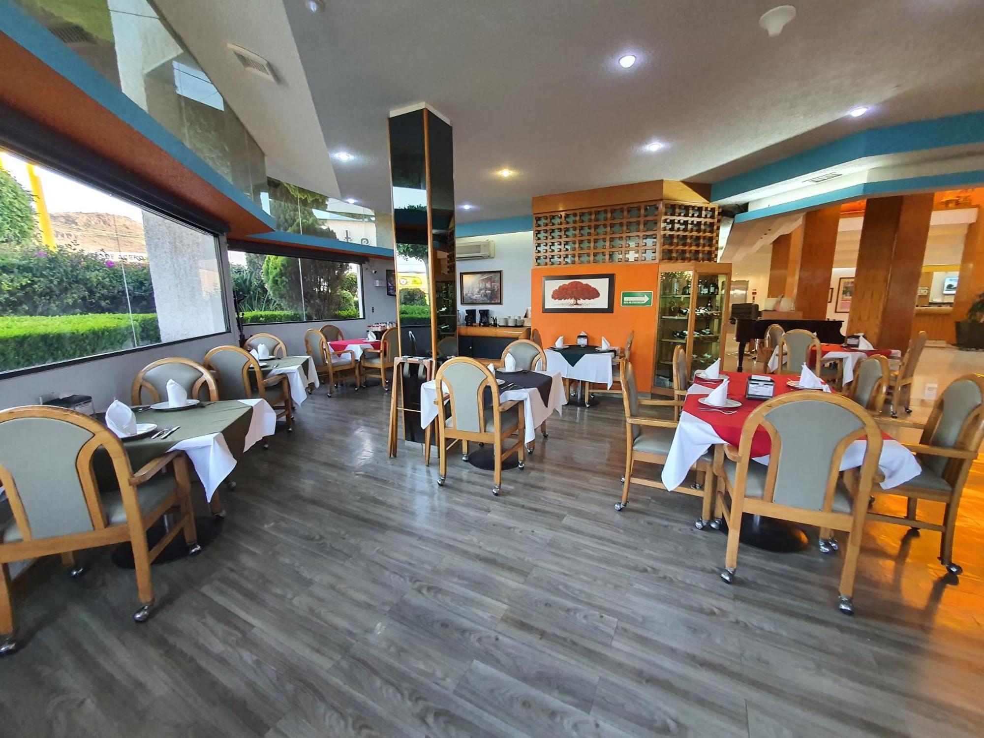 Hotel Alcampo Miranda Экстерьер фото