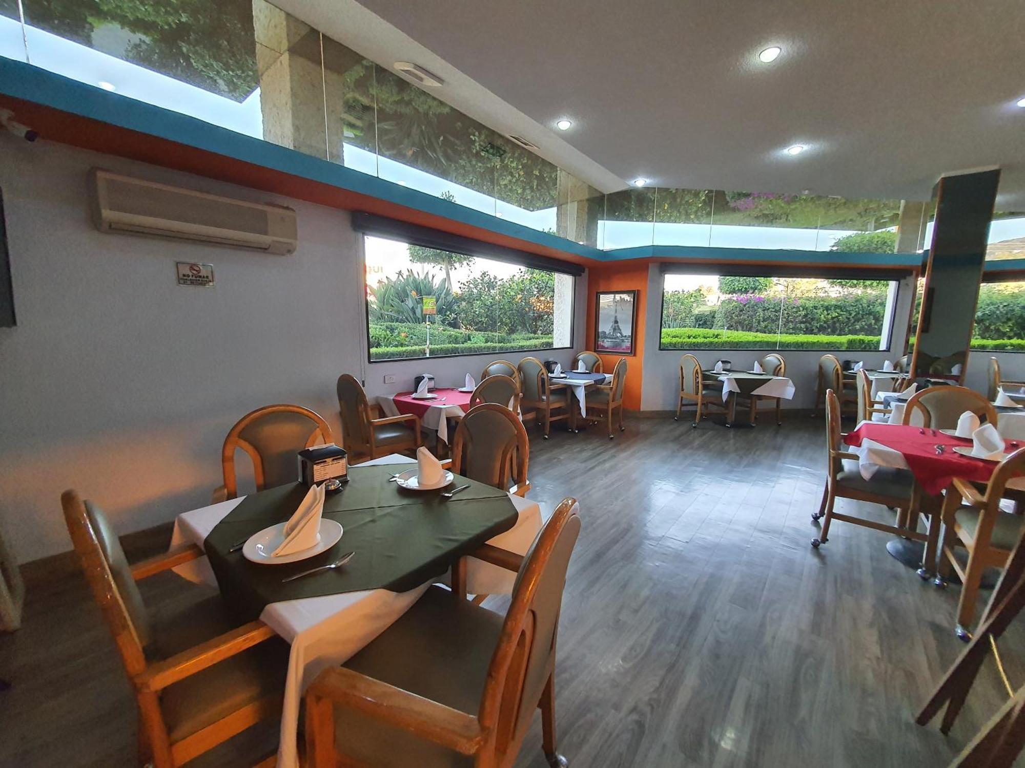 Hotel Alcampo Miranda Экстерьер фото